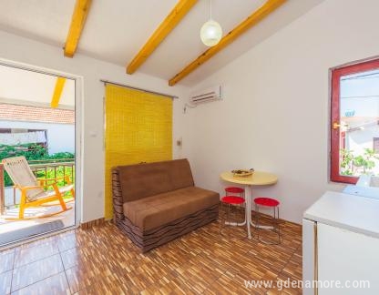 Apartmani Lilić, privatni smeštaj u mestu Donji Štoj, Crna Gora