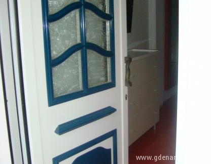 Apartmani Nina i Julia, Apartman br.2, privatni smeštaj u mestu Budva, Crna Gora