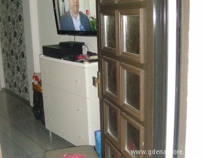 Apartmani Nina i Julia, Apartman br.1, privatni smeštaj u mestu Budva, Crna Gora