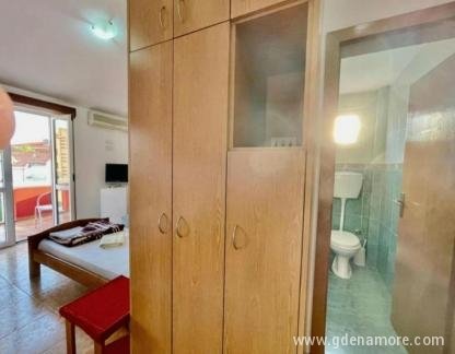 Villa L Budva, , Privatunterkunft im Ort Budva, Montenegro - 470145860