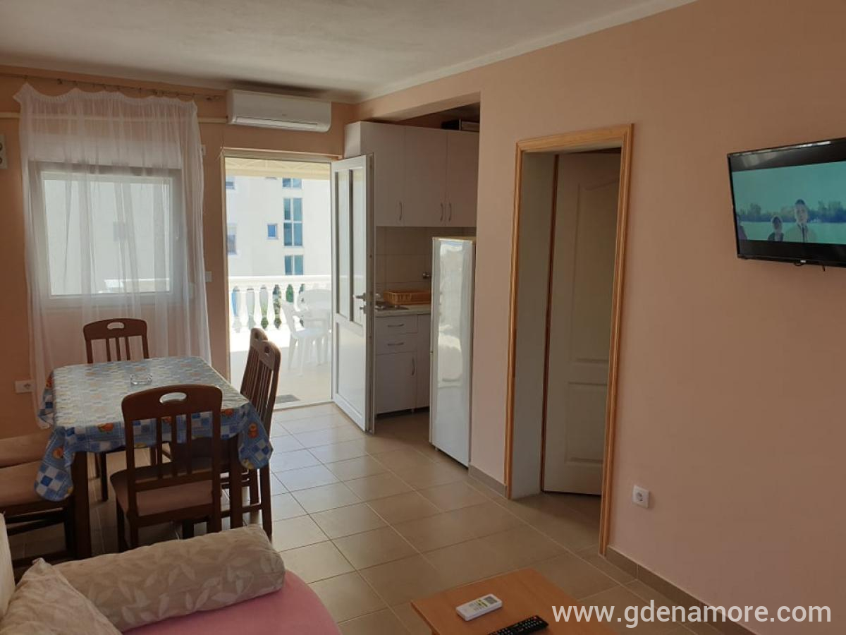 Milosavljevic Apartmani, privatni smeštaj u mestu Dobre Vode, Crna Gora - 61995606_374912093143951_2871129076951678976_n