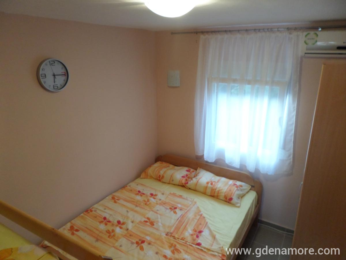 Milosavljevic Apartmani, Apartman 3, privatni smeštaj u mestu Dobre Vode, Crna Gora