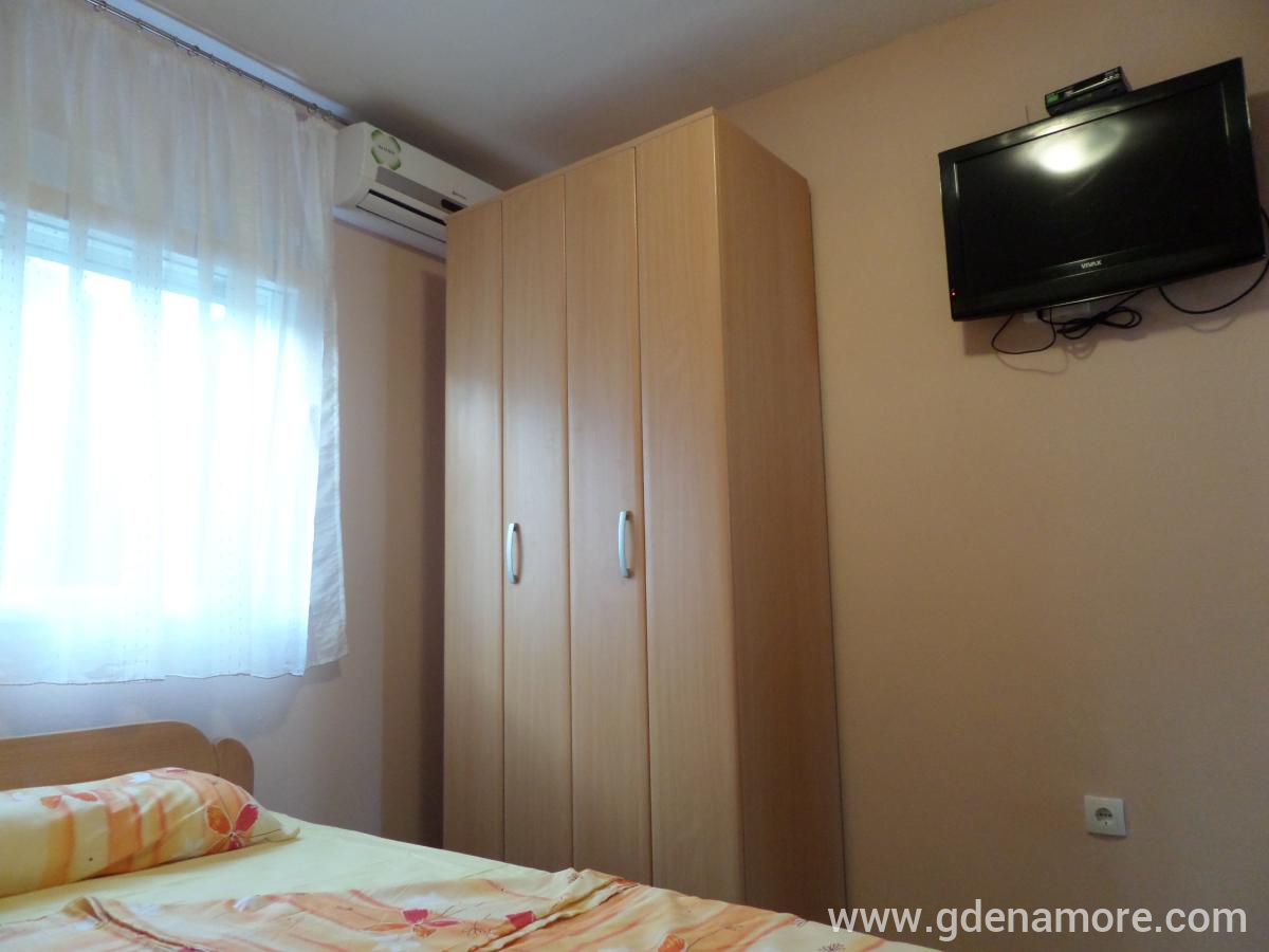 Milosavljevic Apartmani, Apartman 3, privatni smeštaj u mestu Dobre Vode, Crna Gora