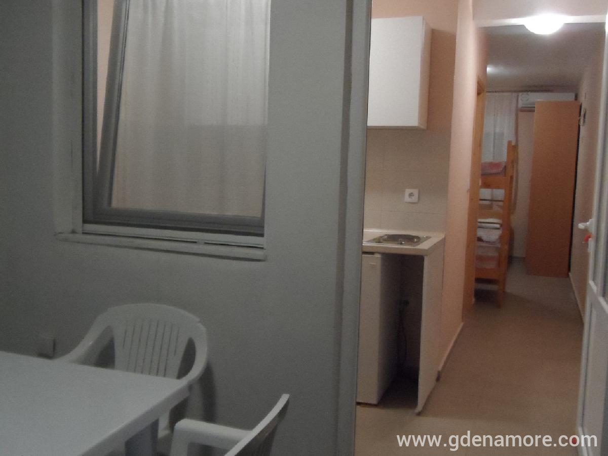 Milosavljevic Apartmani, Apartman 3, privatni smeštaj u mestu Dobre Vode, Crna Gora