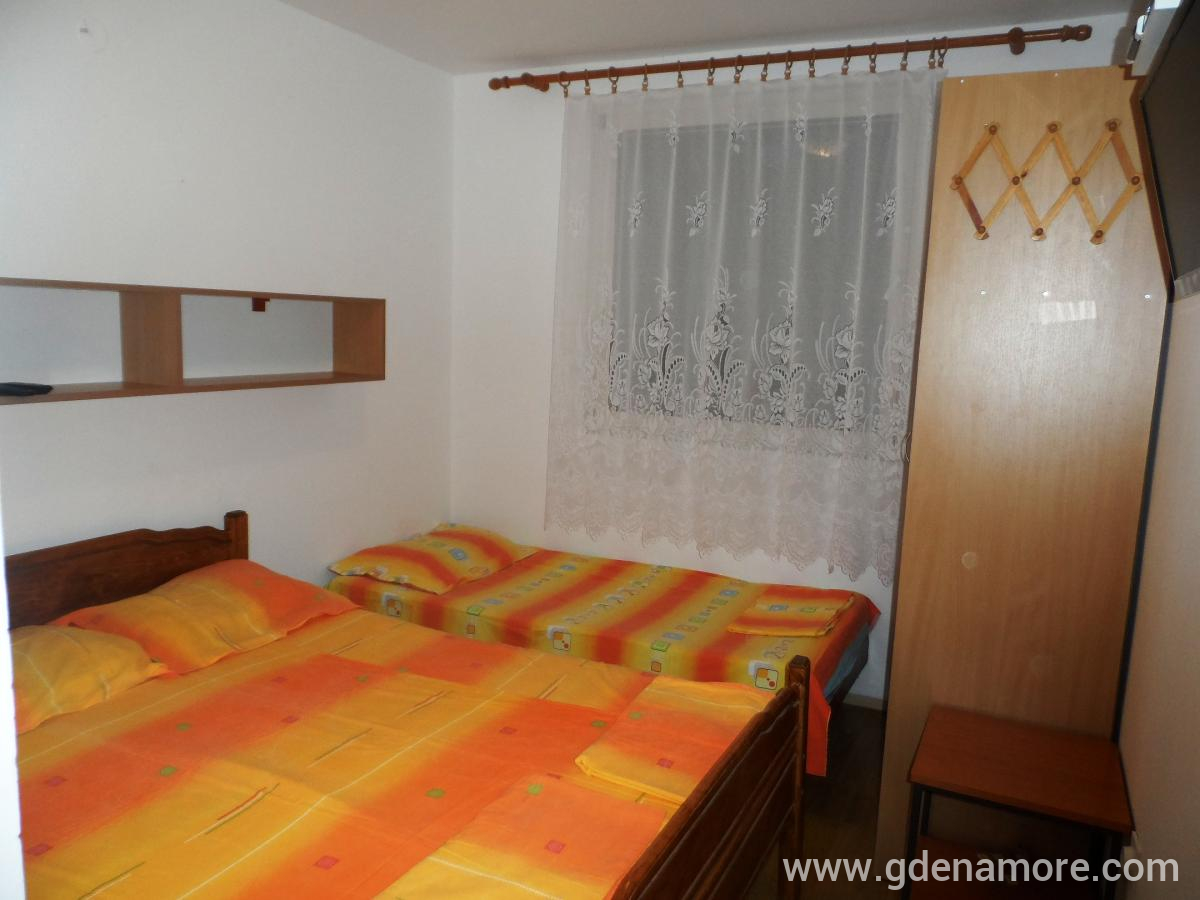 Milosavljevic Apartmani, Apartman 2, privatni smeštaj u mestu Dobre Vode, Crna Gora