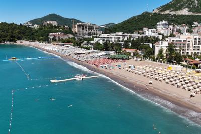 Bečići strandja